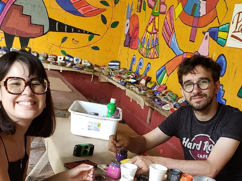 Clase de pintura naïf en el taller de Artesanías Paty